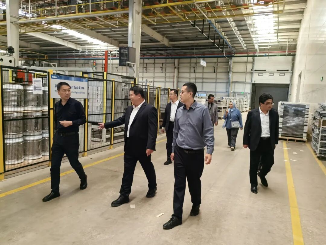 青島港灣職業技術學院校長趙慶松率團訪問阿聯酋、埃及，深化“一帶一路”職教合作與技術交流